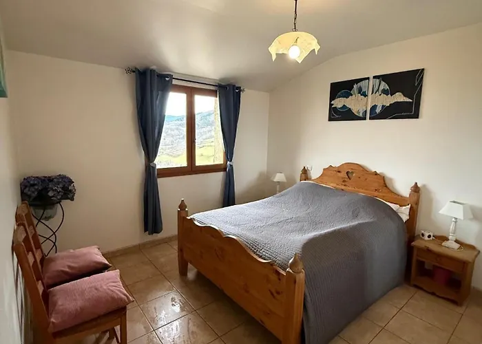 Le Mirador بيت للعطل